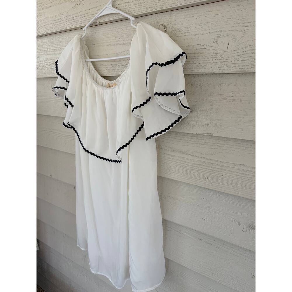 NWT Entro White Ruffle Dress Black Trim Flutter Sleeve Dress Size Small - Picture 3 of 8